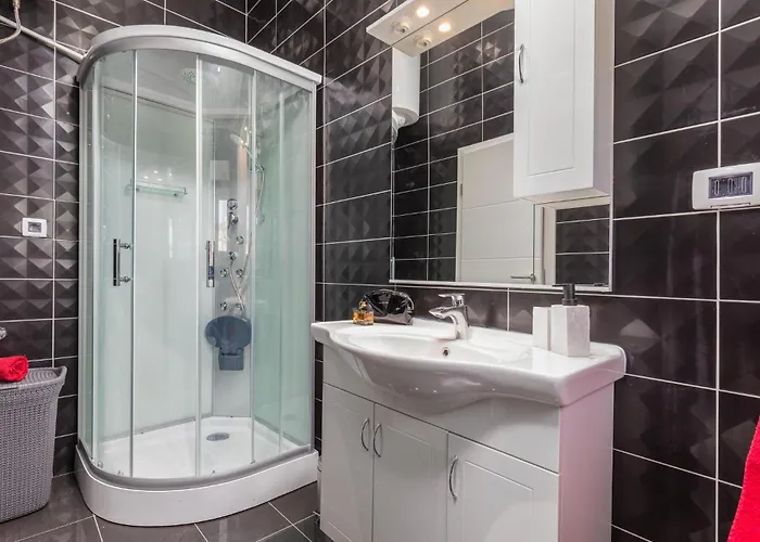 Stunning In With Jacuzzi Vikendica Barbariga